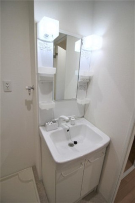 【洗面所】 | メゾンヒカリエ | 洗髪洗面化粧台