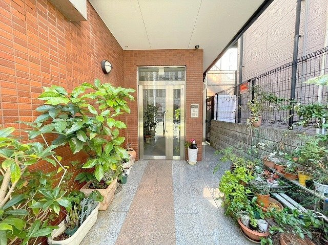 エル・カスティージョのエントランス