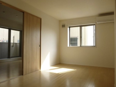 【寝室】 | アン ソレイユ谷中