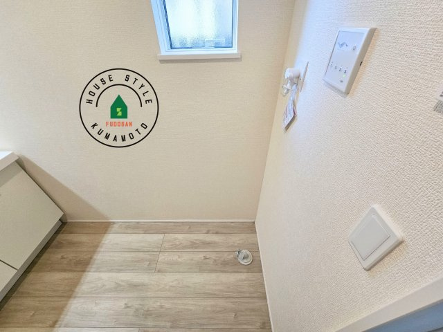 熊本市西区池田3丁目第1-２棟（1号棟）のランドリースペース|ランドリースペースとなります。広々して有効的にご使用できます。 