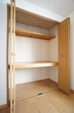 レジデンス　２４　Ｂ棟の収納