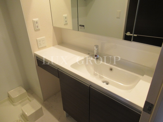 【洗面所】 | ル　リアン