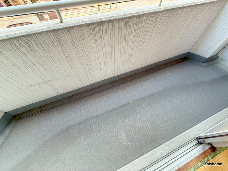 京橋マンション　仲介手数料無料のバルコニー