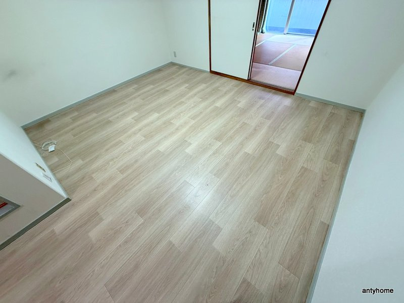 京橋マンション　仲介手数料無料の居間・リビング