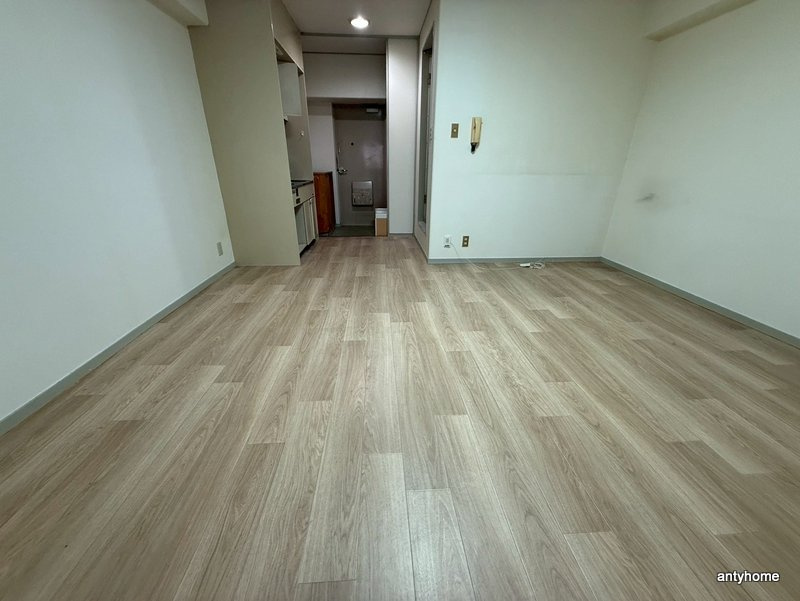 京橋マンション　仲介手数料無料の居間・リビング