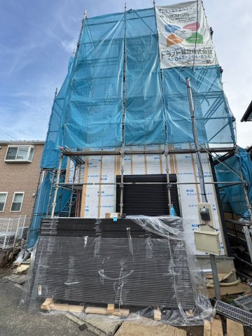 川崎市多摩区枡形３丁目のアパートのエントランス