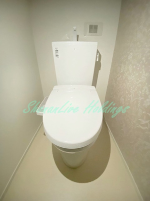 【トイレ】 | ルミエール和泉が丘 | 清潔感のあるトイレです