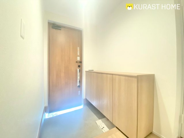 京都市南区久世大薮町　新築戸建の玄関