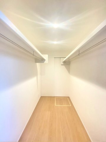 京都市南区久世大薮町　新築戸建の収納|WIC