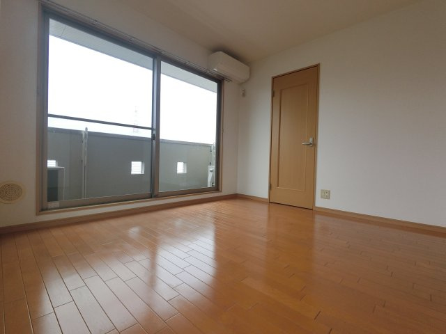 BAY SIDE COURT壱番館の洋室