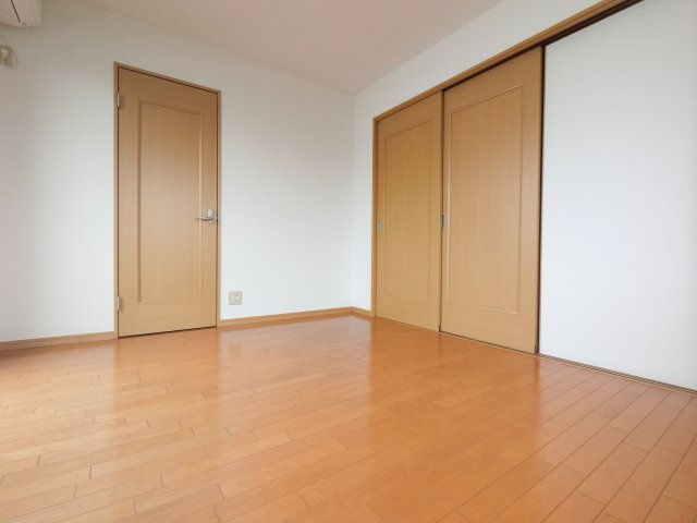 BAY SIDE COURT壱番館の洋室