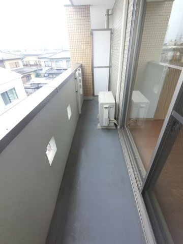 BAY SIDE COURT壱番館のバルコニー