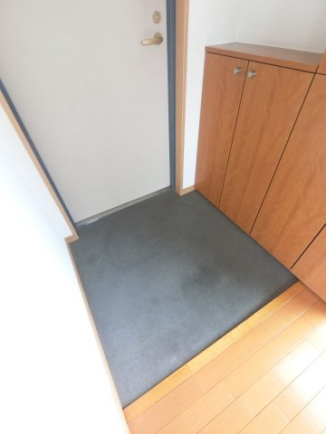 BAY SIDE COURT壱番館の玄関