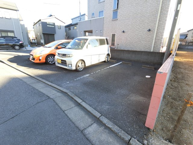 BAY SIDE COURT壱番館の駐車場