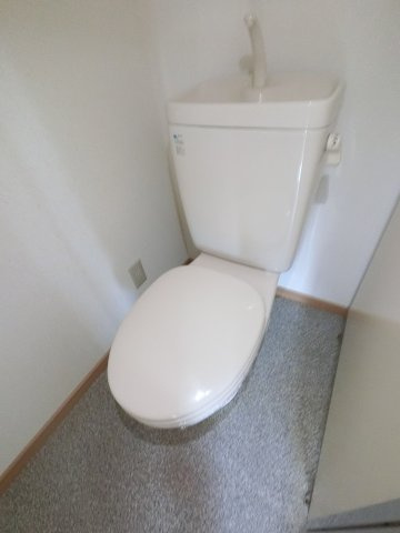 BAY SIDE COURT壱番館のトイレ