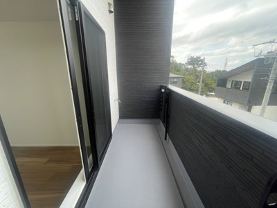 【バルコニー】 | 沖縄市美里6丁目（全9棟）11号棟 | 11号棟　便利なインナーバルコニー♪