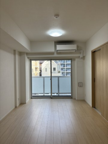 ＴＲＡＤＩＳ錦糸町の居間・リビング