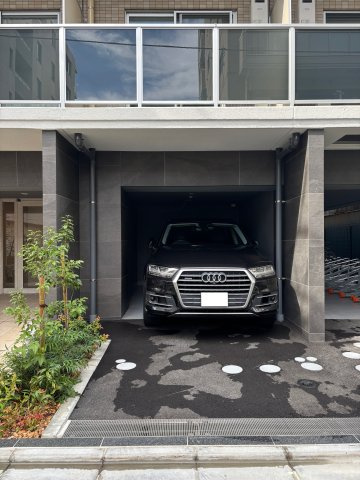 ＴＲＡＤＩＳ錦糸町の駐車場