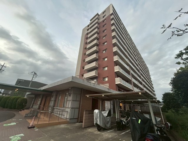 プレジール牛久オペラスクエア