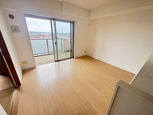 プレジール牛久オペラスクエアの居間・リビング