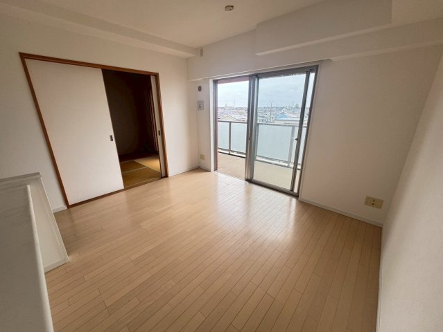 プレジール牛久オペラスクエアの居間・リビング