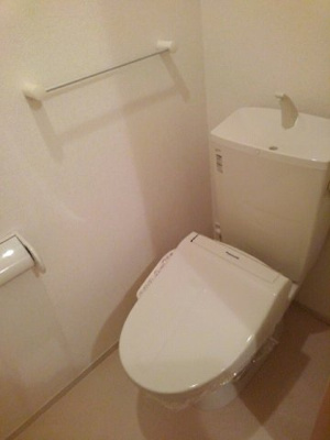 【トイレ】 | Ａｃｒｏｓｓ・Ｂｅｎ－Ｙ | トイレです