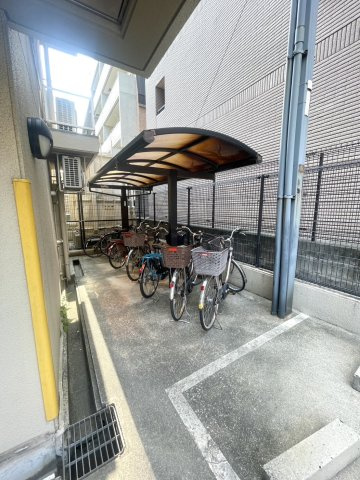 スプローネ御影の駐車場