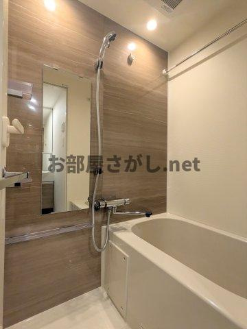 アンベリール王子の浴室|きれいなお風呂です