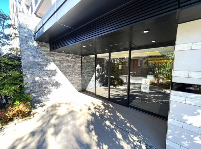 エクセレントシティ新柏ヒルズのエントランス