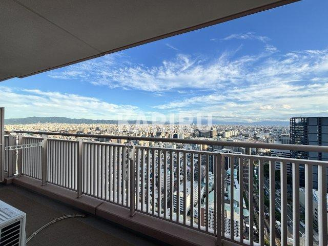 リバーカントリーガーデン京橋のバルコニー