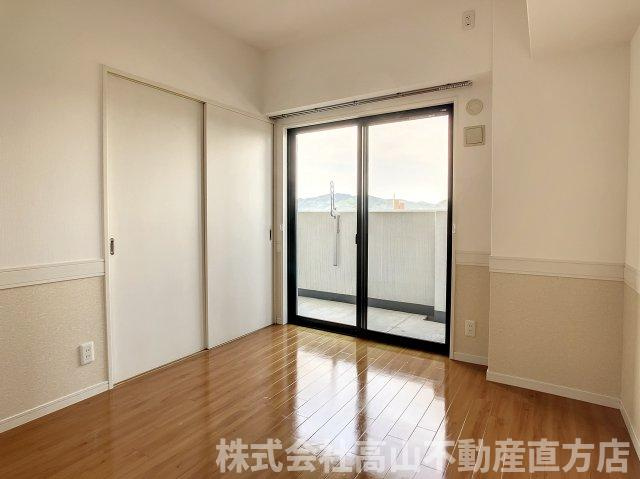 アサート木屋瀬の居間・リビング