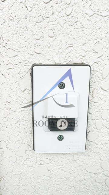 AQUAレジデンス中井のセキュリティ|呼び鈴です。