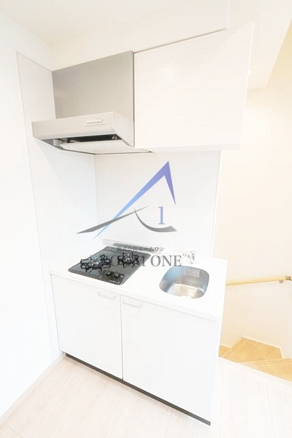 ＯＪ　ＨＩＬＬＳ　ＦＩＲＳＴのキッチン|キッチンです。