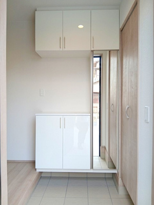 【玄関】 | 八幡長田　新築一戸建て