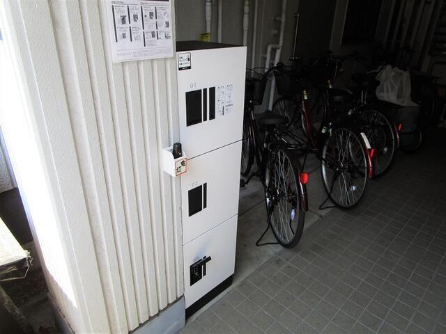 ハイツ雅のエントランス