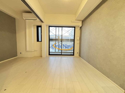 【居間・リビング】 | スプランディッド弁天町DUE