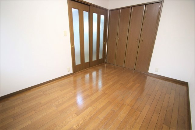 藤香ハイツⅢの洋室