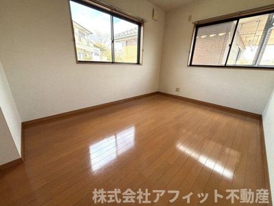 【その他】 | レイクサイド春日 | バルコニー側の洋室6帖