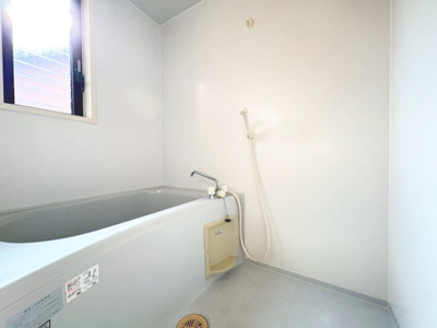 【浴室】 | レイクサイド春日 | シャワー付き