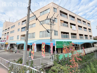 【外観】 | ４階建３階部分の3DK！