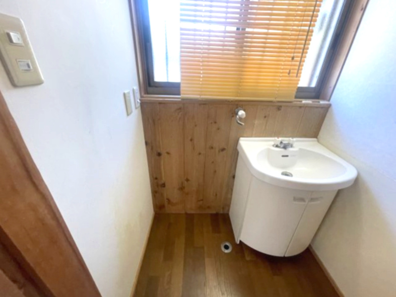 高島市マキノ町蛭口中古戸建のランドリースペース