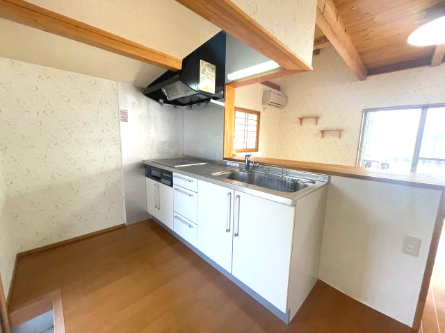 高島市マキノ町蛭口中古戸建のキッチン
