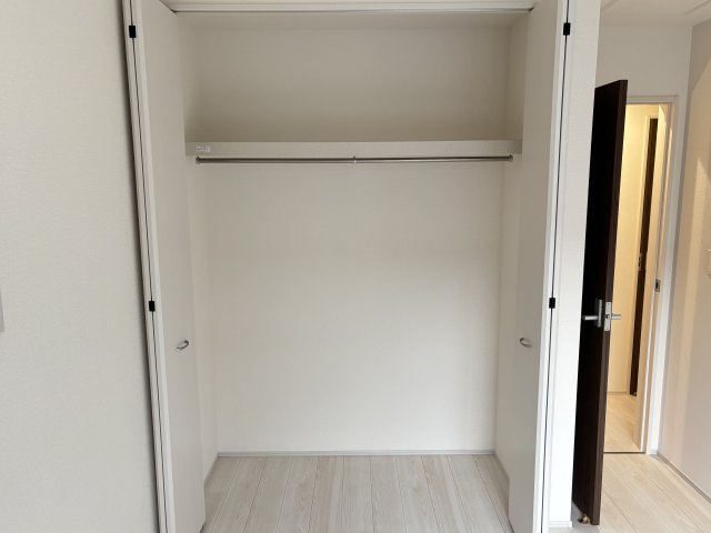 【収納】越谷市南町新築分譲住宅　全２棟