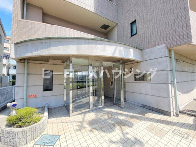 【エントランス】 | ローレルウィングス