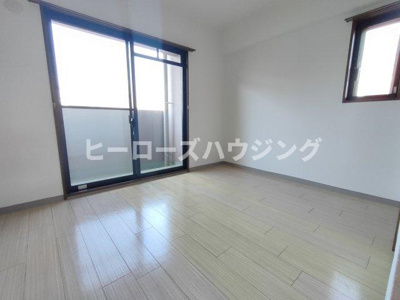 【寝室】 | ローレルウィングス