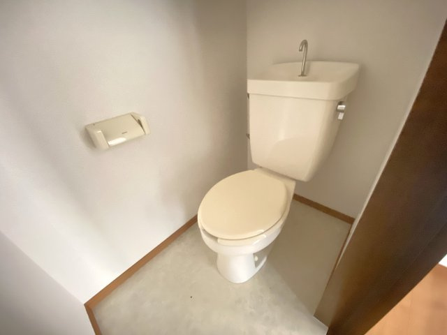 リュミエール東金A棟のトイレ