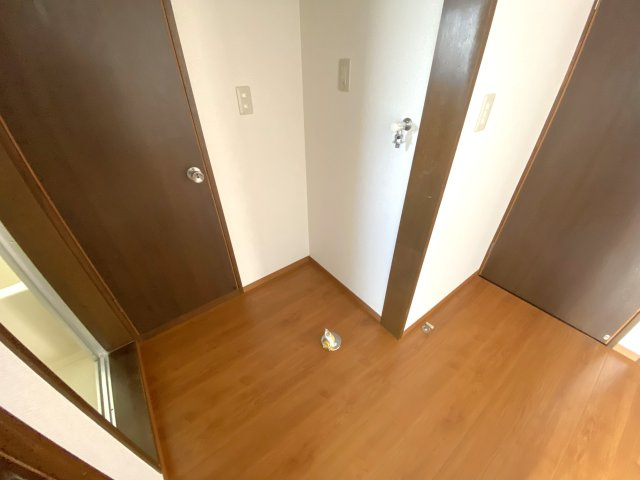 リュミエール東金A棟の設備|洗濯機置き場