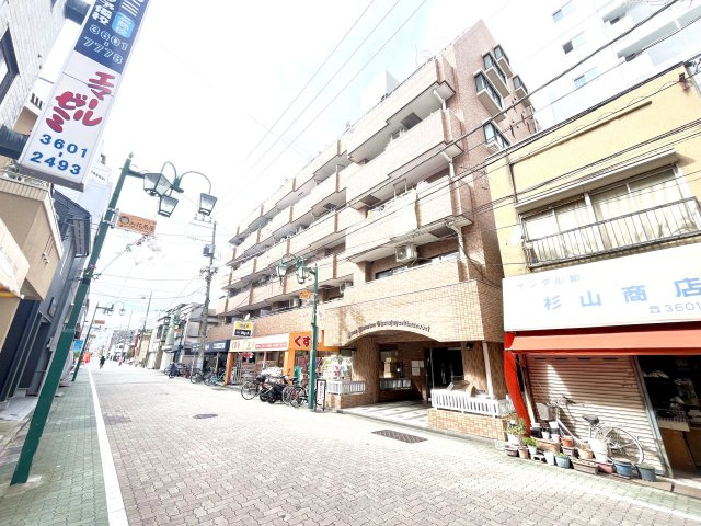 ライオンズマンションお花茶屋駅前通りの外観|ご希望物件のご提案から現地へのご案内、ご契約まで、業務に精通したスタッフがきめ細かく対応いたします。