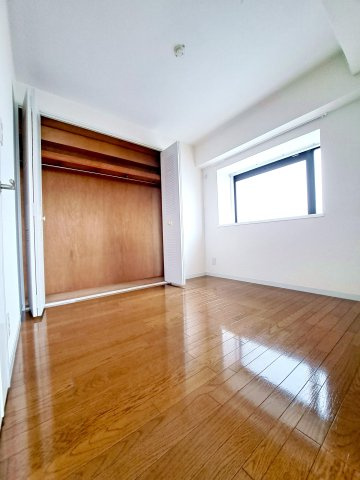 ライオンズマンションお花茶屋駅前通りの洋室