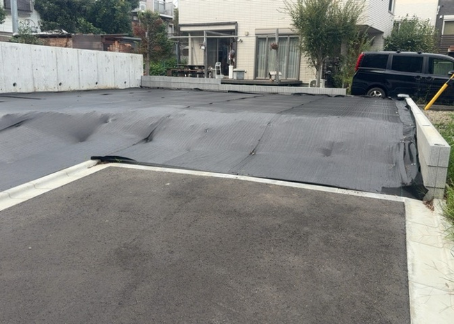 【外観】 | 土地購入を検討されている場合、境界杭がない状態で購入してしまうと境界確定測量をする必要があり、費用がかかります。購入の前に、売主、隣土地所有者立ち合いのもと境界を確定し境界杭を設置するのがベストです。